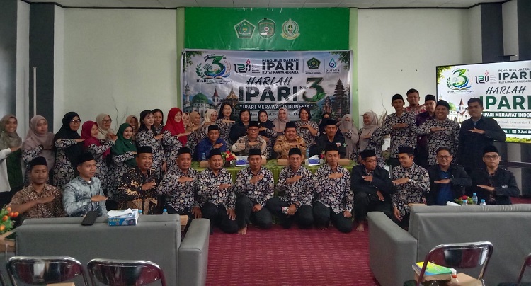 Wakili Kepala Kemenag, Fairuz Khalil Hadiri Harlah ke-3 IPARI Kukar